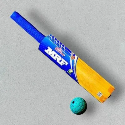 Bat and ball crackers
